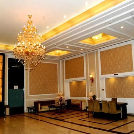 Hotel Royal Panna Shahjahanpur Экстерьер фото