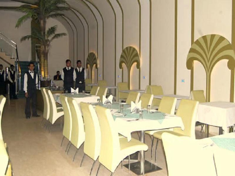 Hotel Royal Panna Shahjahanpur Экстерьер фото