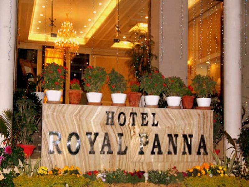 Hotel Royal Panna Shahjahanpur Экстерьер фото
